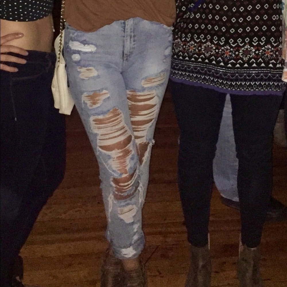 Ripped high waisted skinny jeans